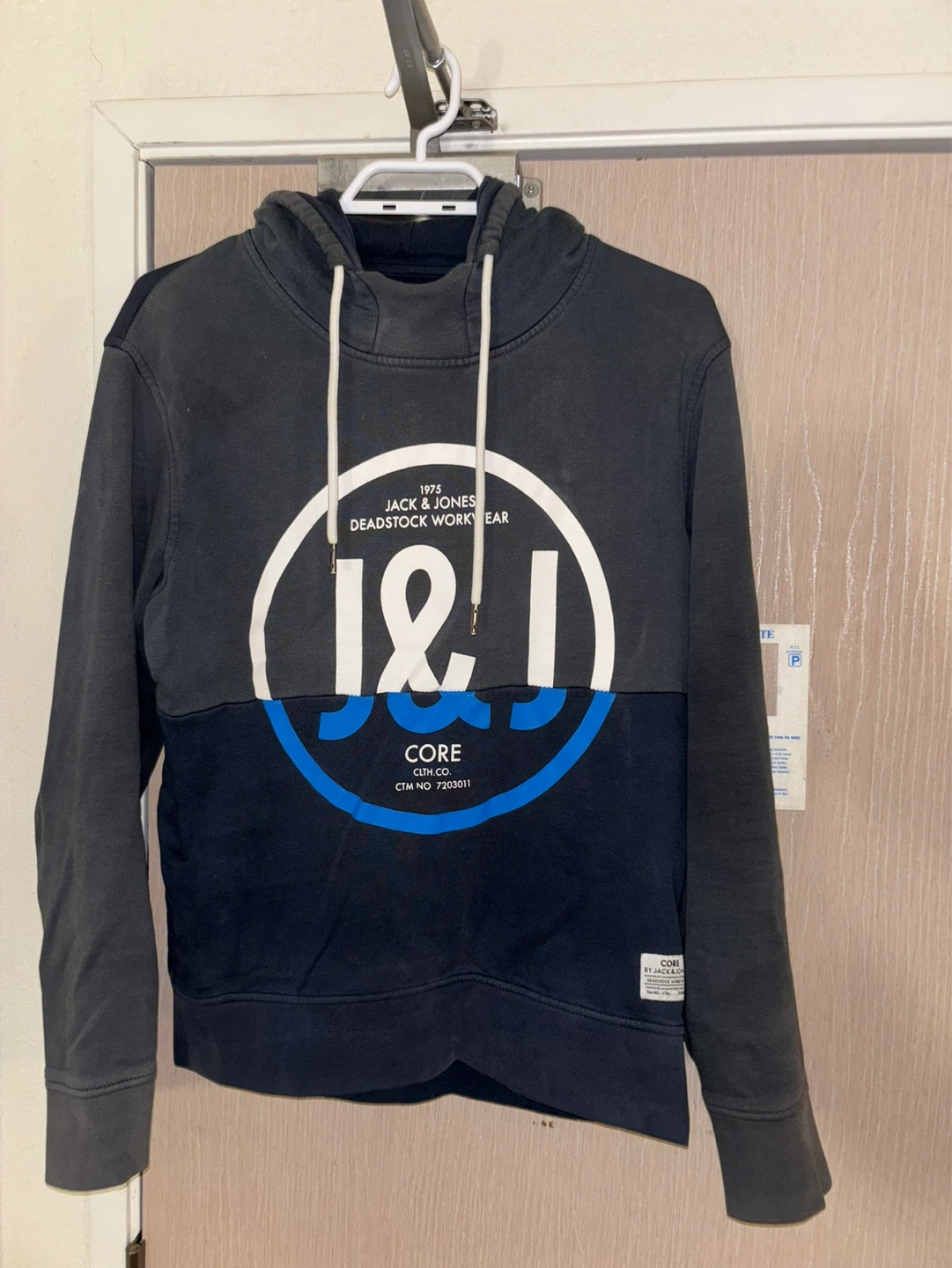 Used Jack & Jones Men's Size Small Hoodie - photo 2
