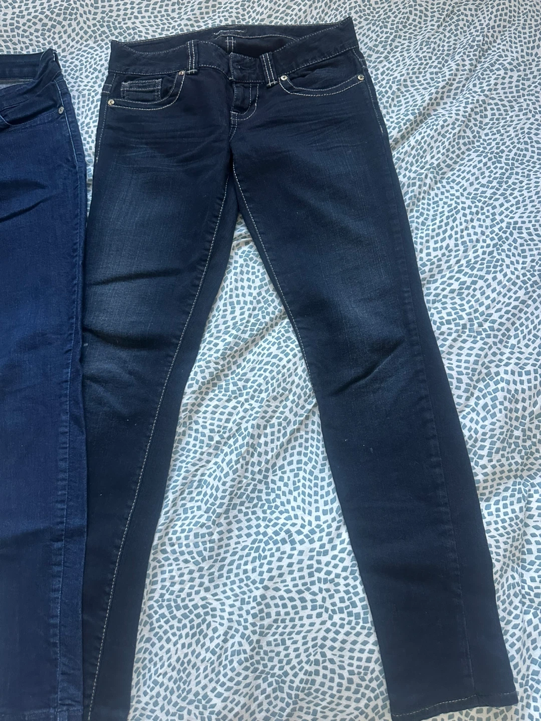 Guess Los Angeles Dark Wash Skinny Jeans - photo 2