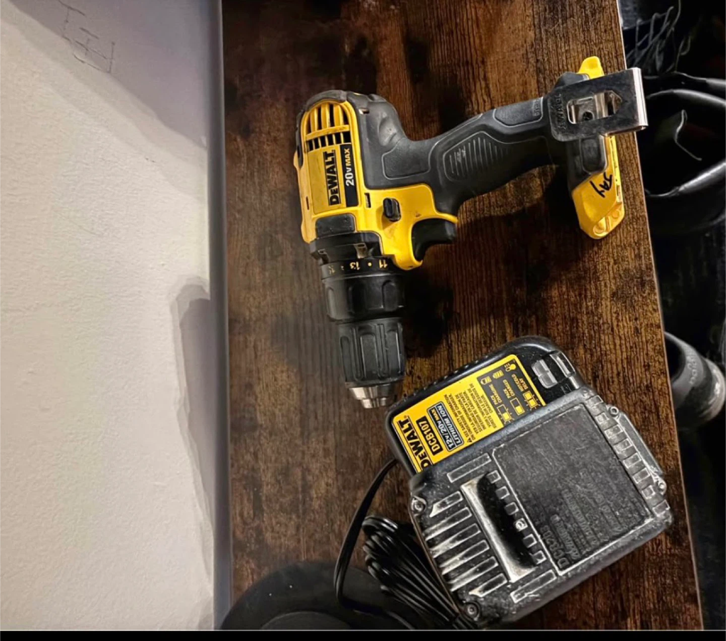 DEWALT 20V MAX Cordless Drill with Charger