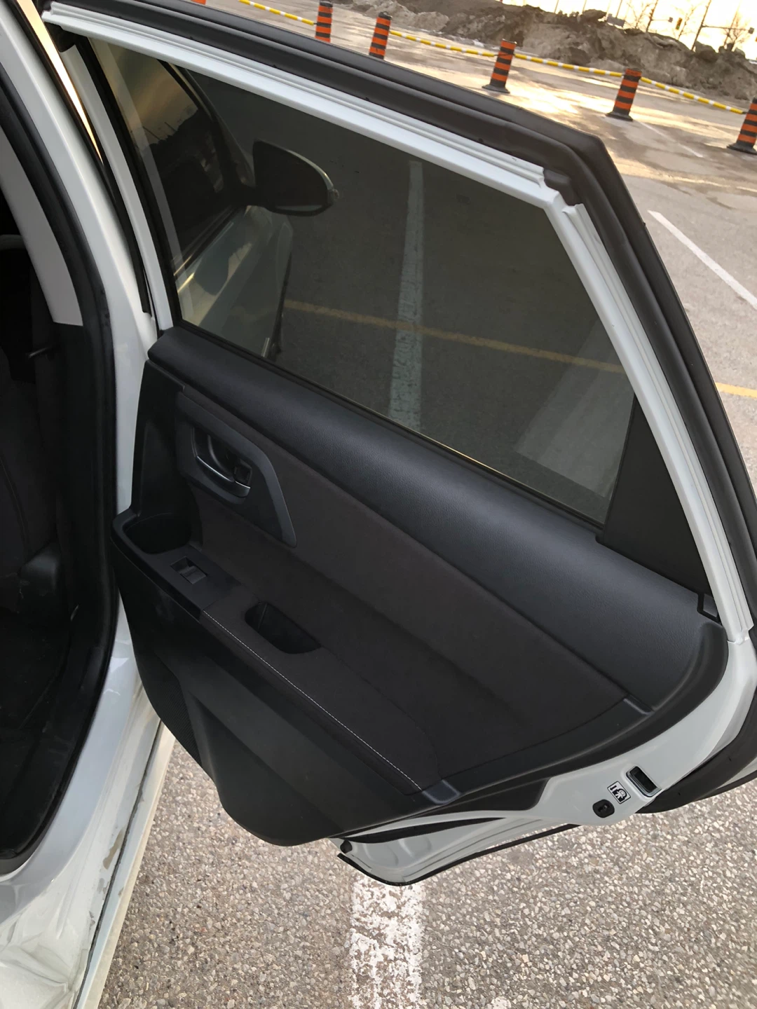 2016  Toyota iM Hatchback - photo 4