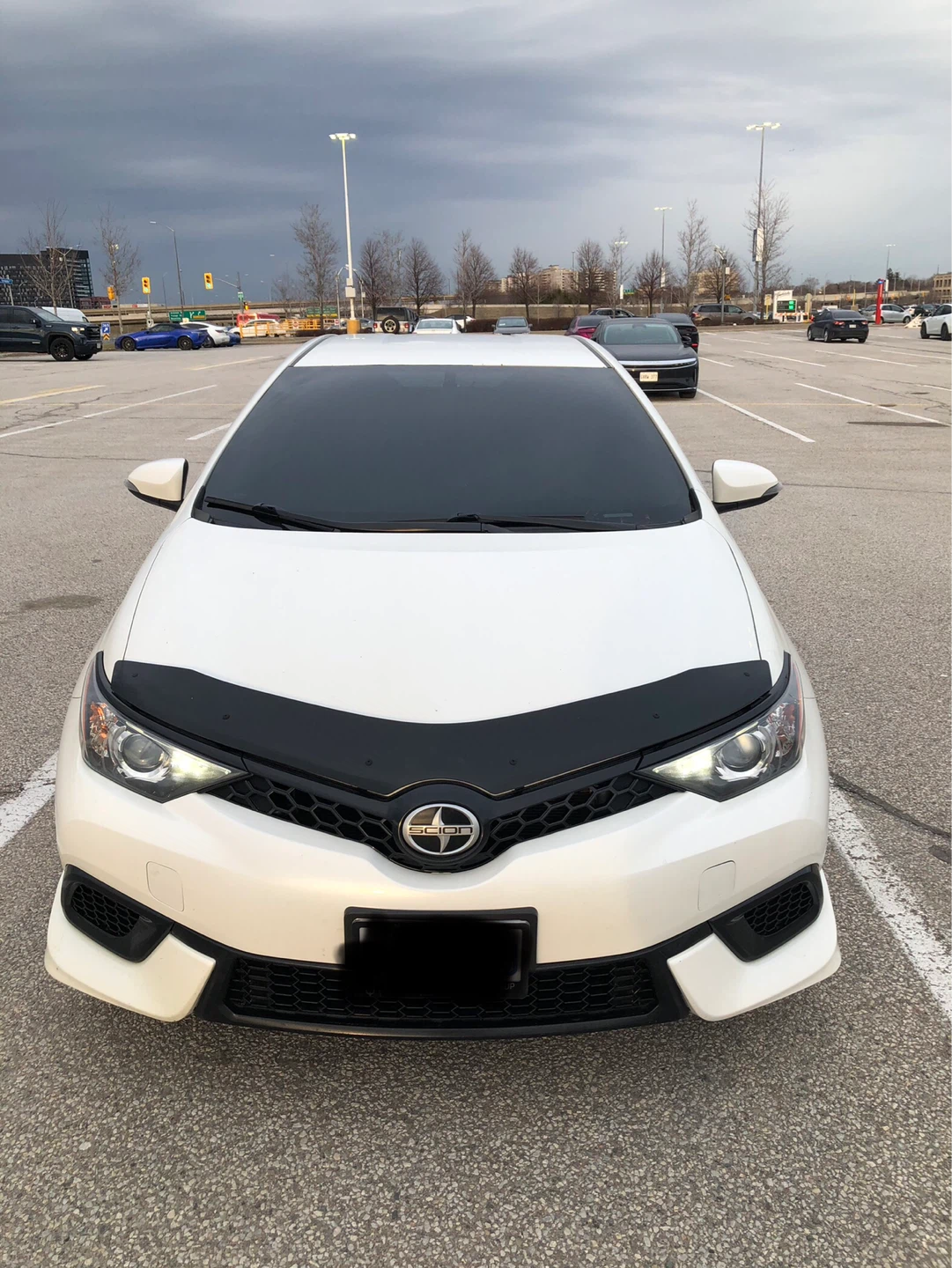 2016  Toyota iM Hatchback