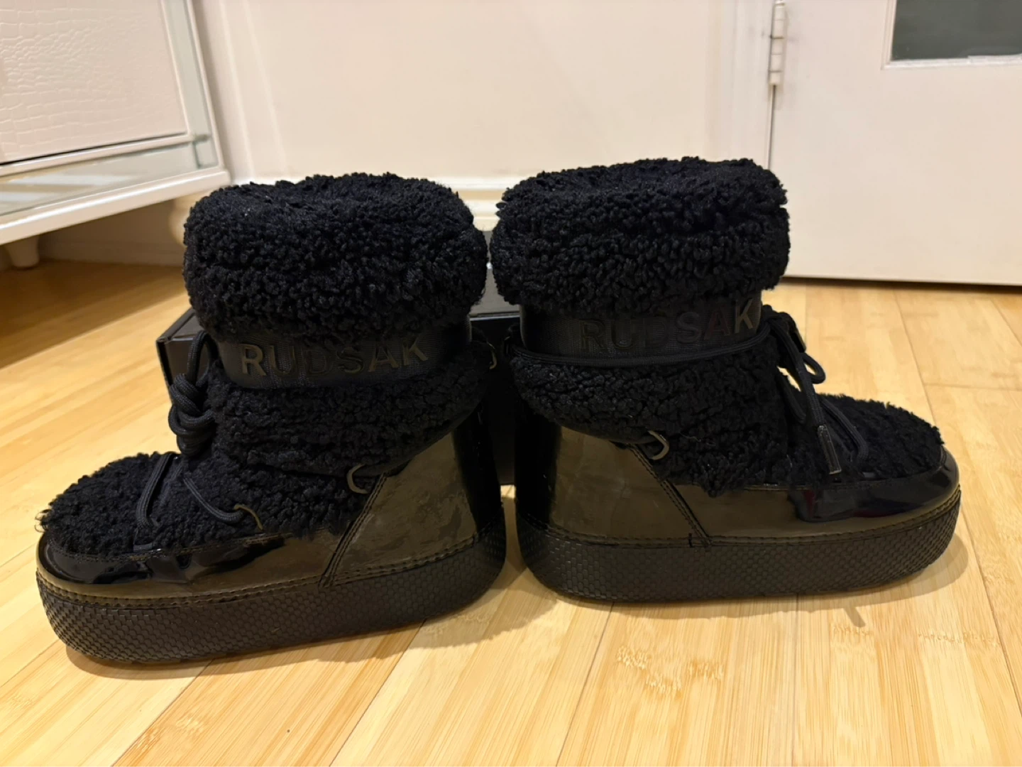 Rudsak Kathy Women’s Moon Boots Size: US 5/6, EU 36-37) - photo 4