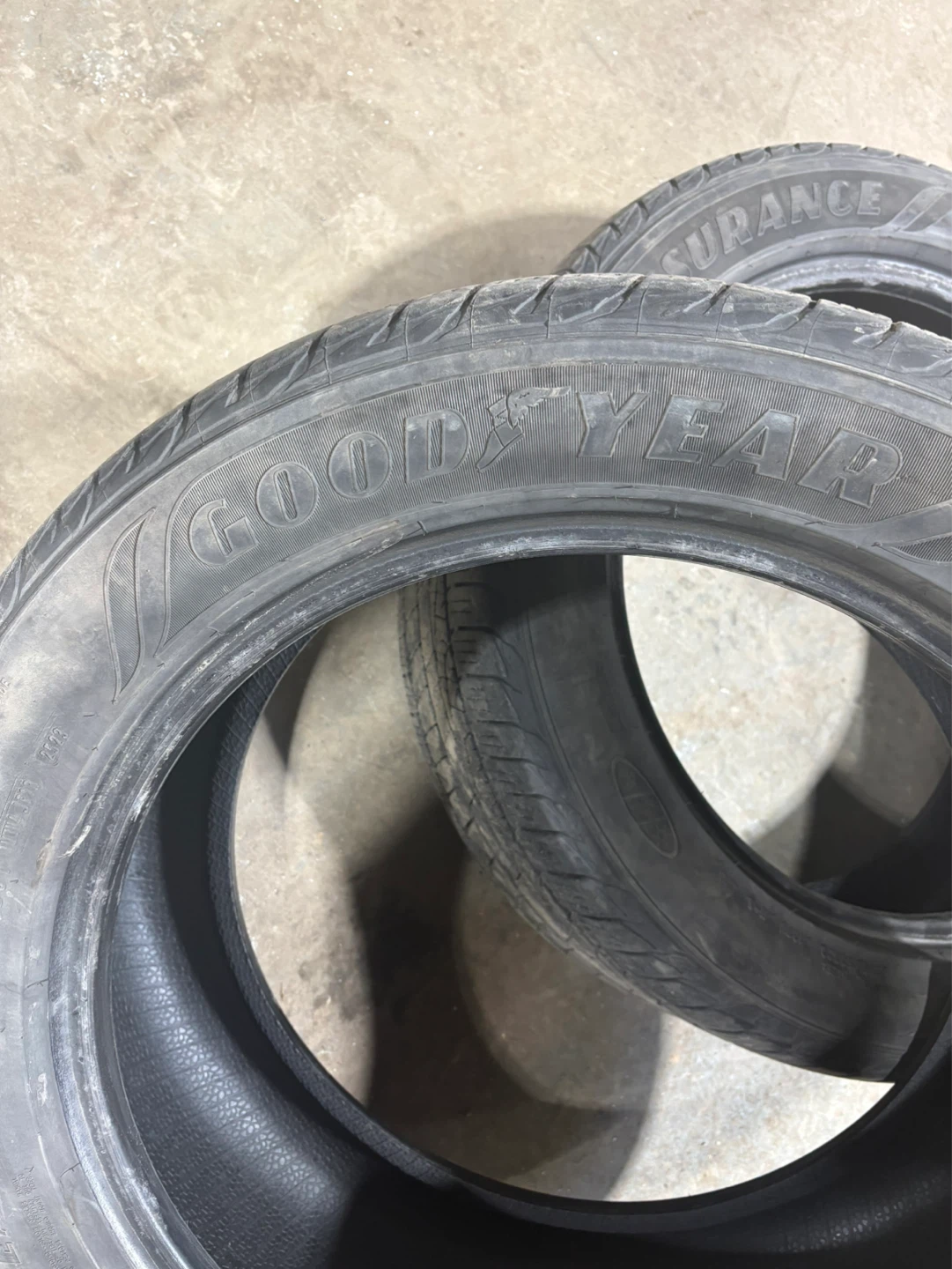 2 All Season Tires (Goodyear) - photo 3