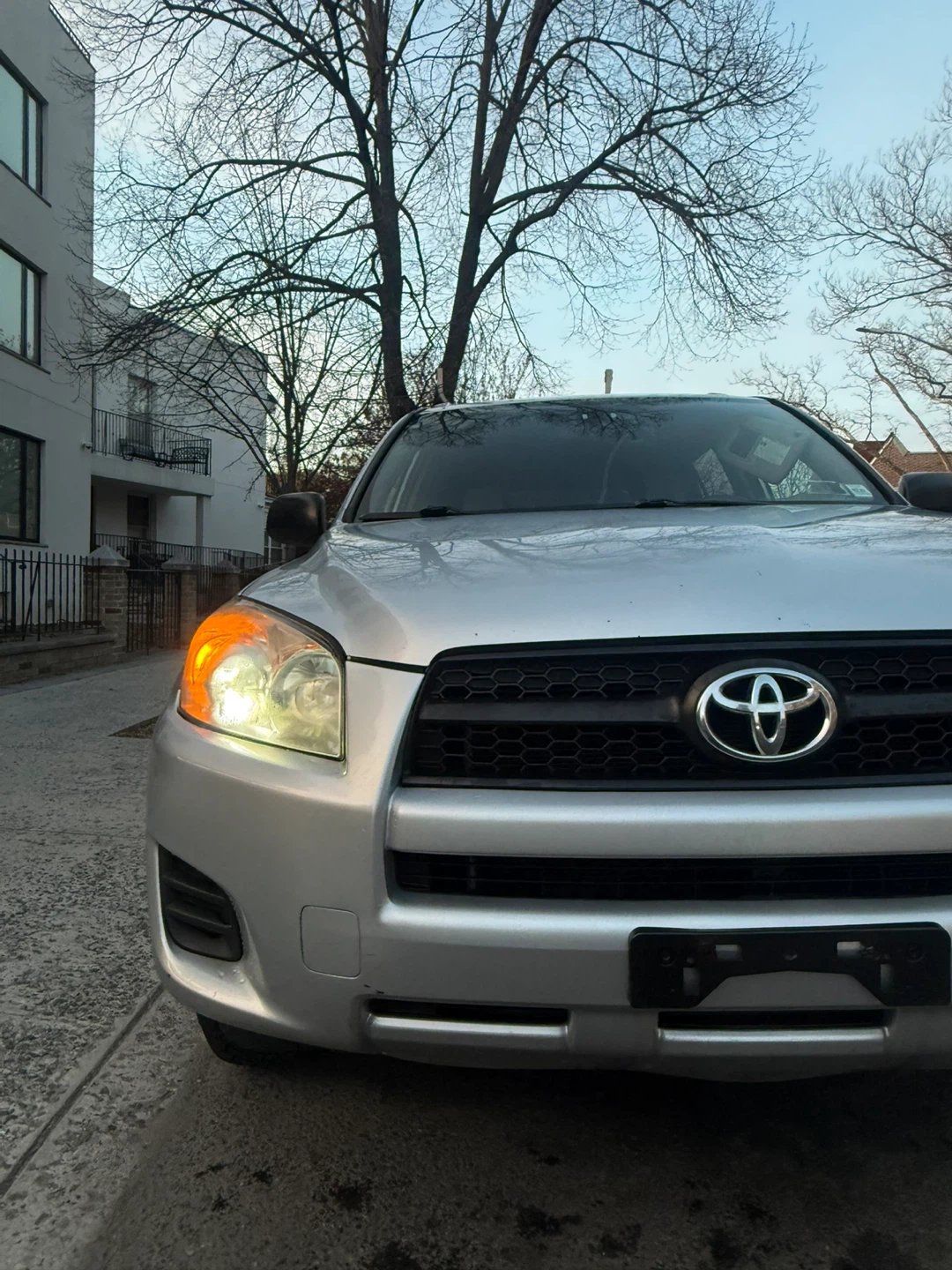 2011 TOYOTA RAV4 AWD 4X4 - photo 3