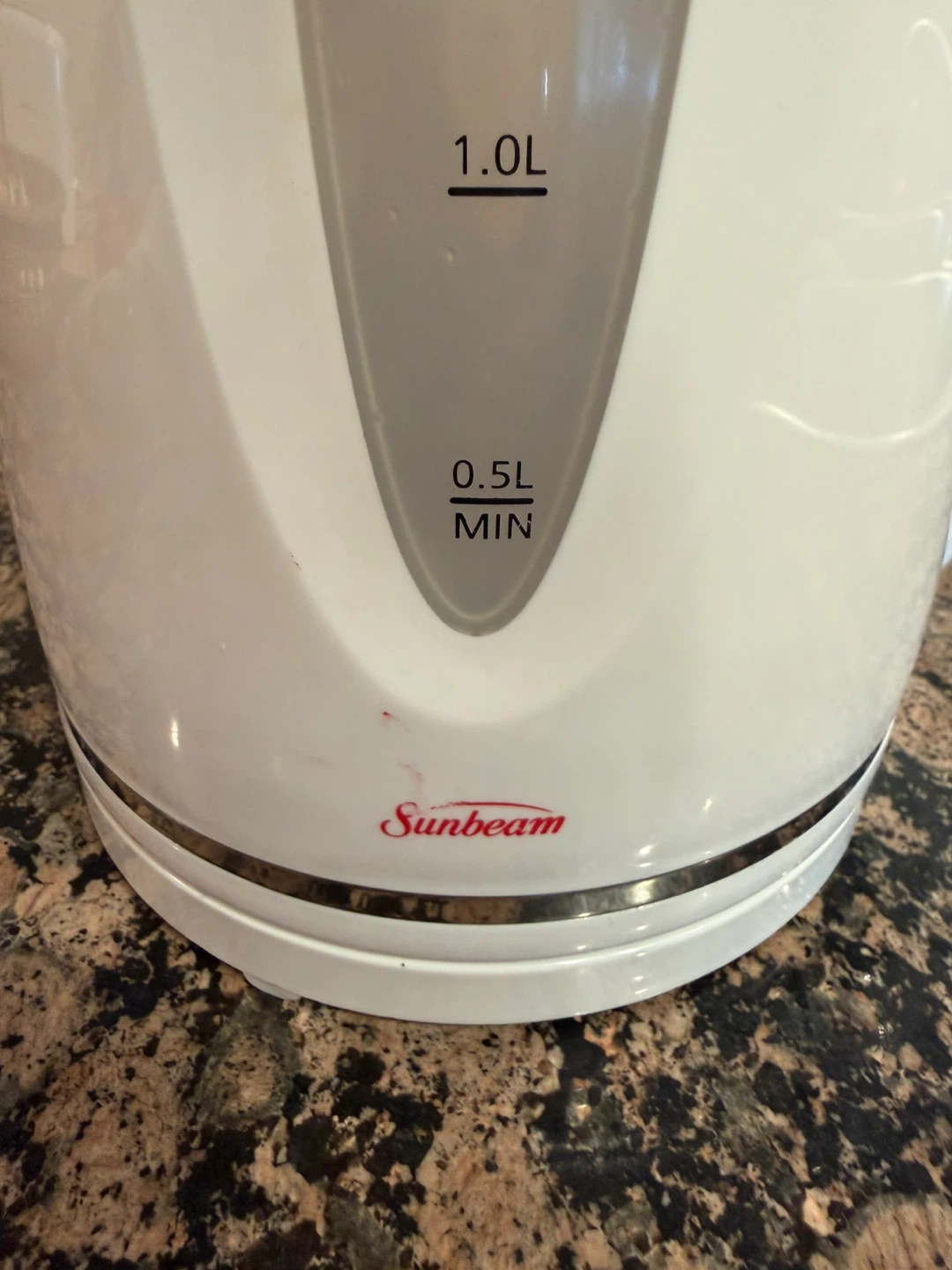Sunbeam White Electric Kettle 1.7L - photo 3