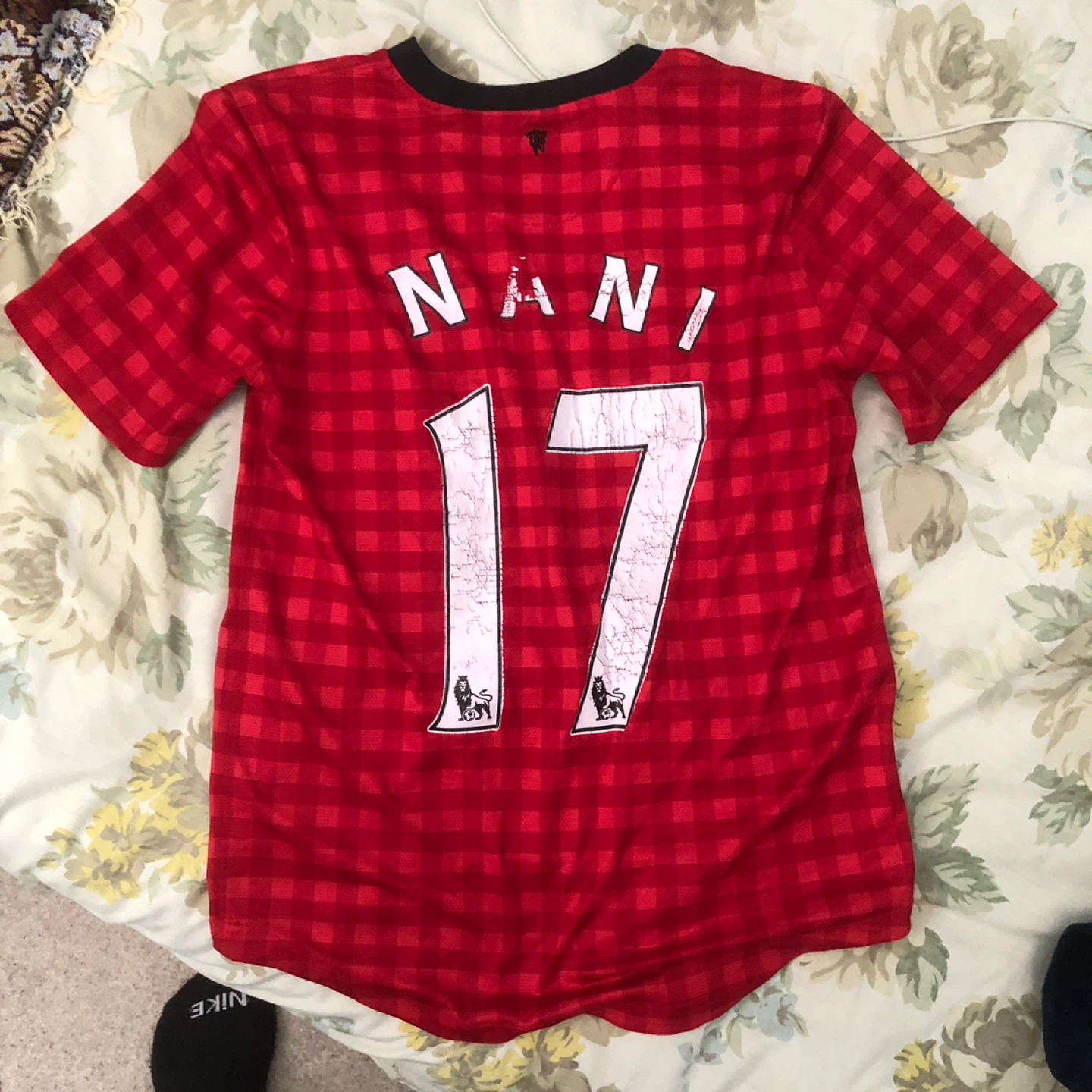 Manchester United Nani #17 Jersey - photo 2