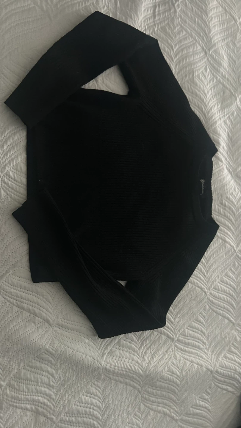 PrettyGarden Black Ribbed Long Sleeve Sweater - Size M