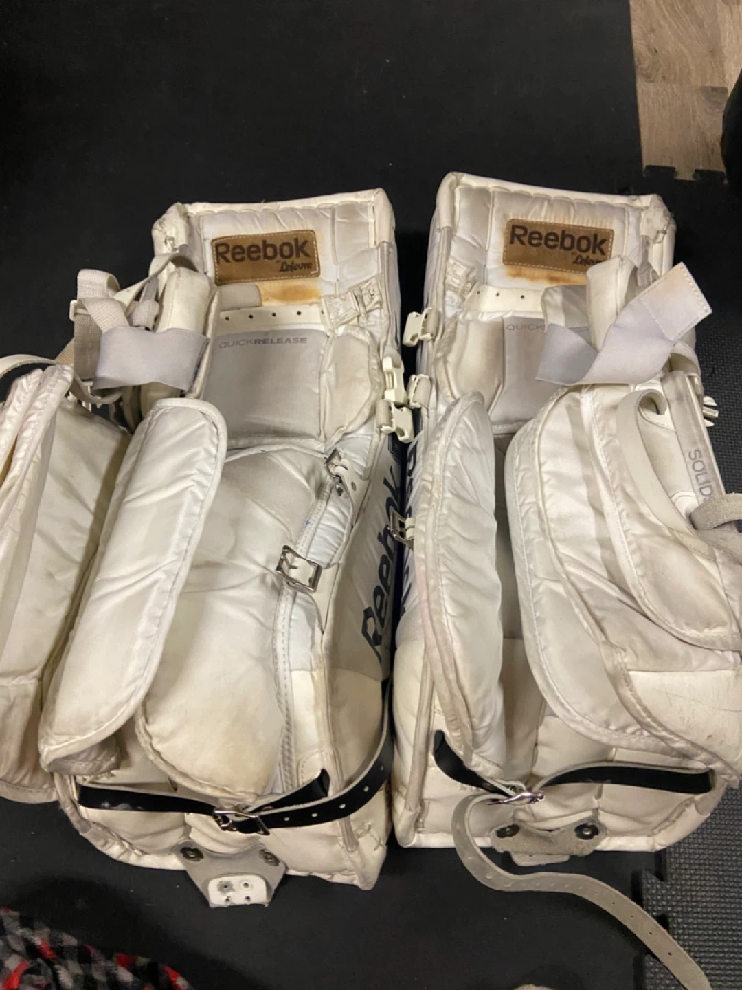 Reebok goalie pads - photo 2