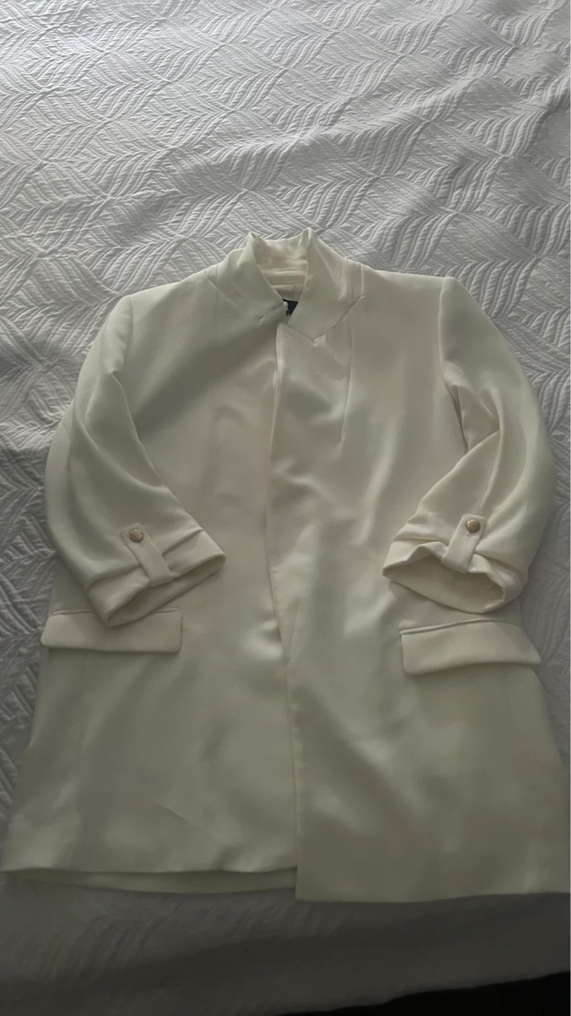 ZARA Cream Open Front Blazer Size Medium