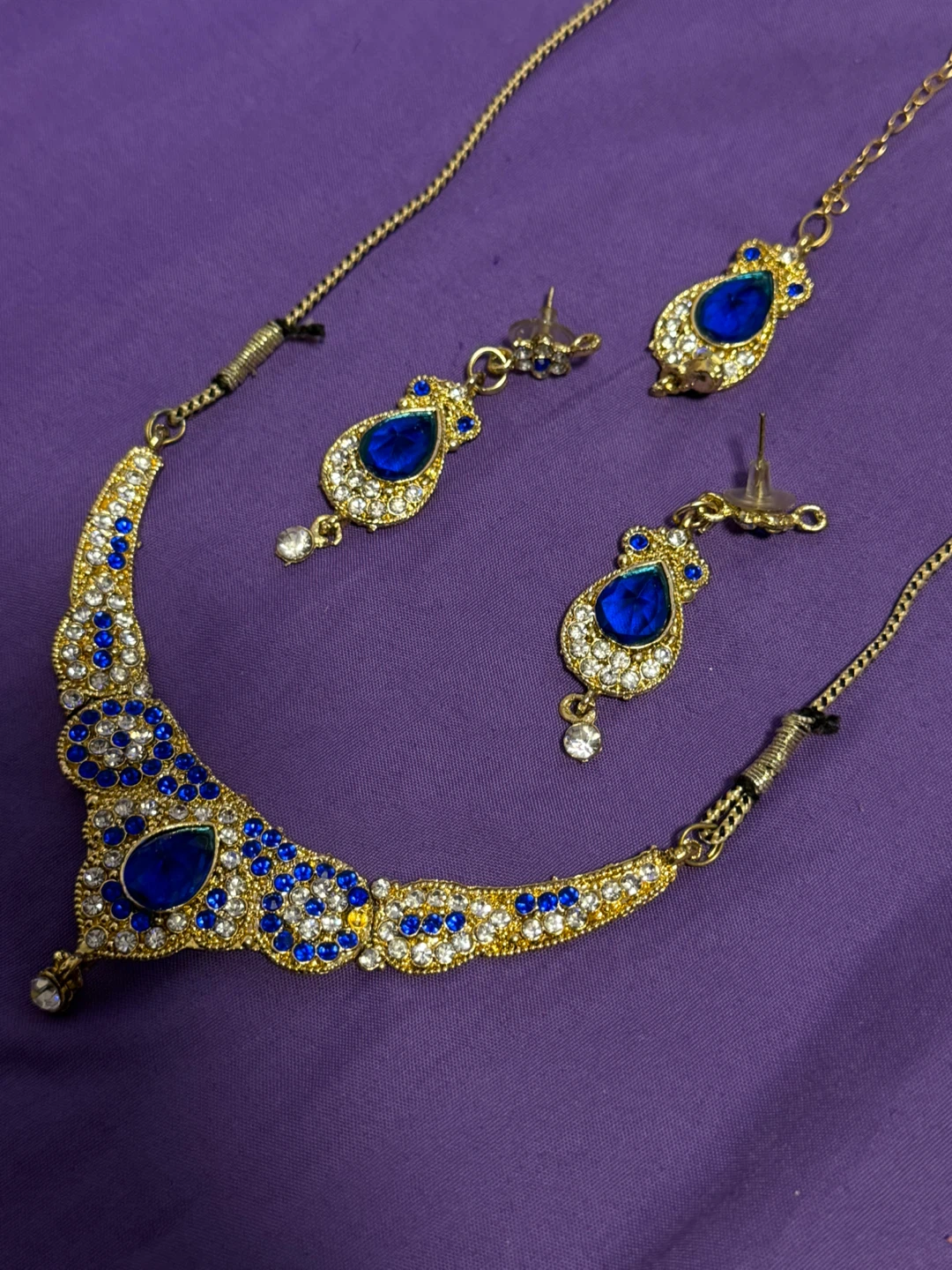 Gold-tone necklace and earring set with blue stones - photo 3