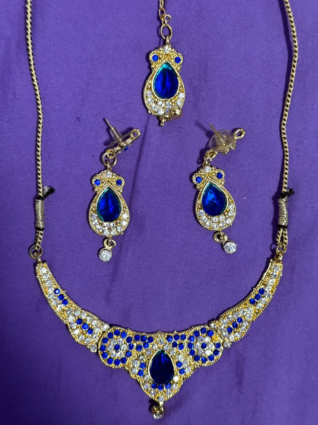 Gold-tone necklace and earring set with blue stones - photo 4