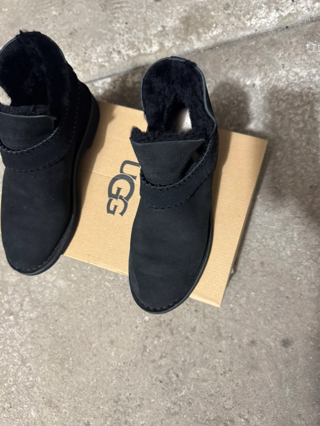 UGG Women's W Brooklin Boot Size 6.5 Black Suede