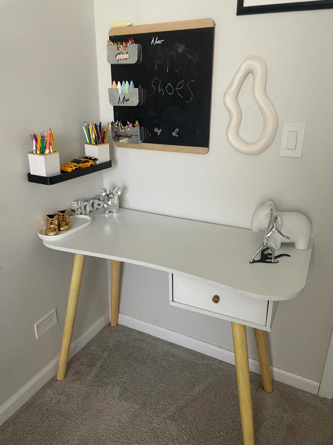 White Kids Desk with Drawer - photo 2