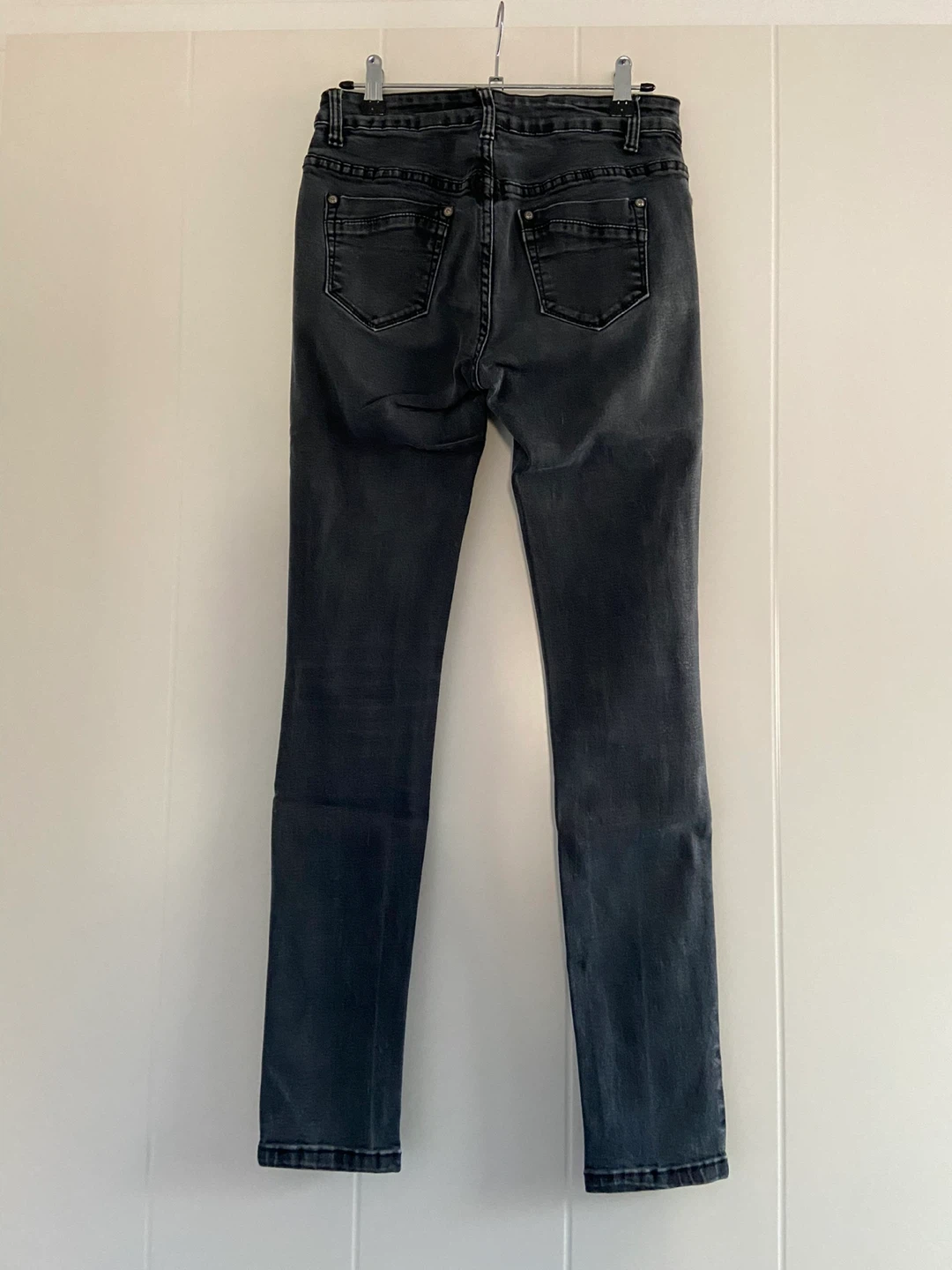 Women's Grey/Black Skinny Jeans | Size Small - photo 3