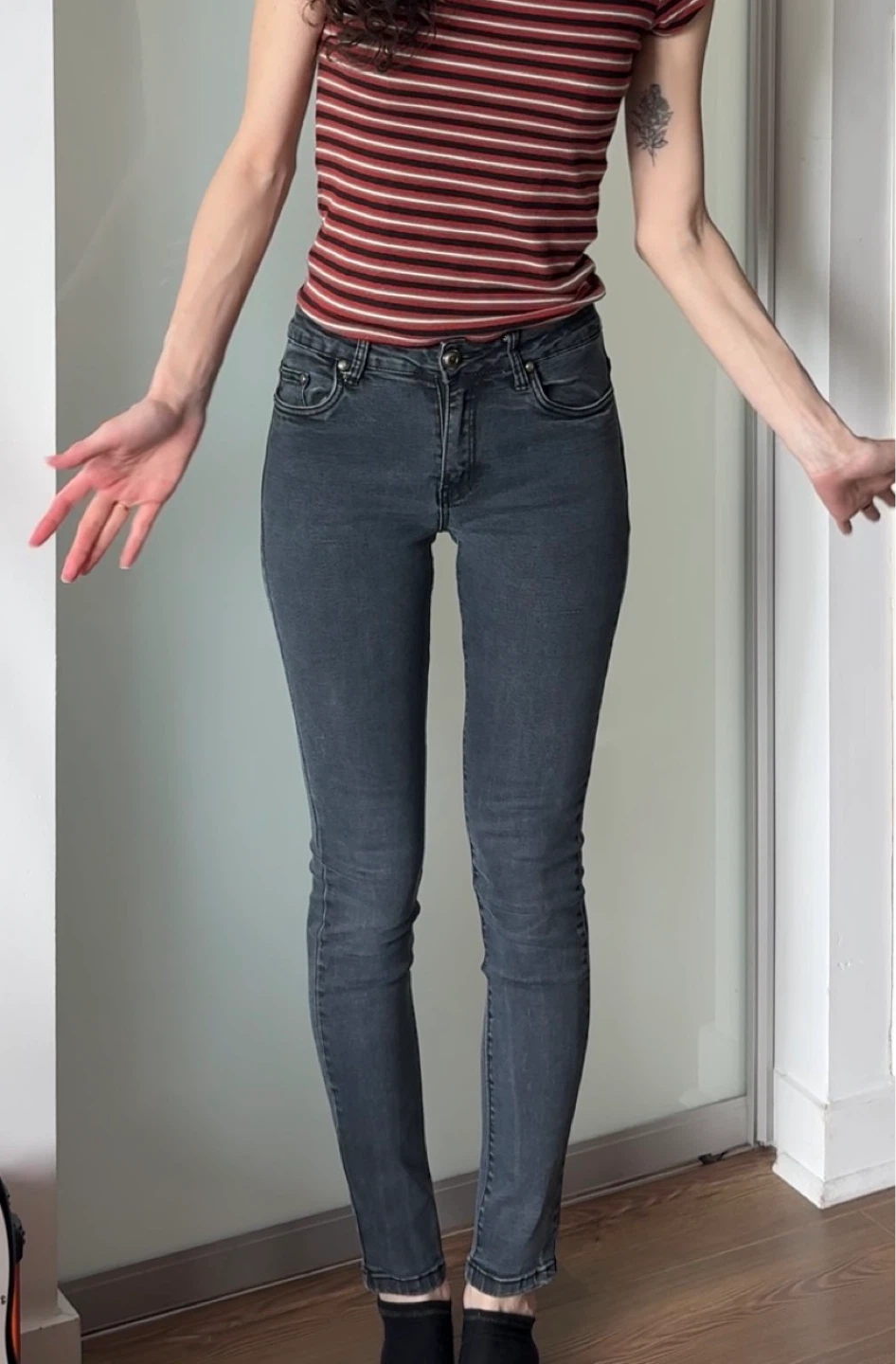 Women's Grey/Black Skinny Jeans | Size Small