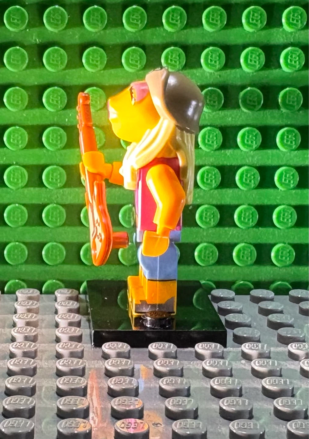 LEGO Minifigure Rock Star Guitarist - photo 4