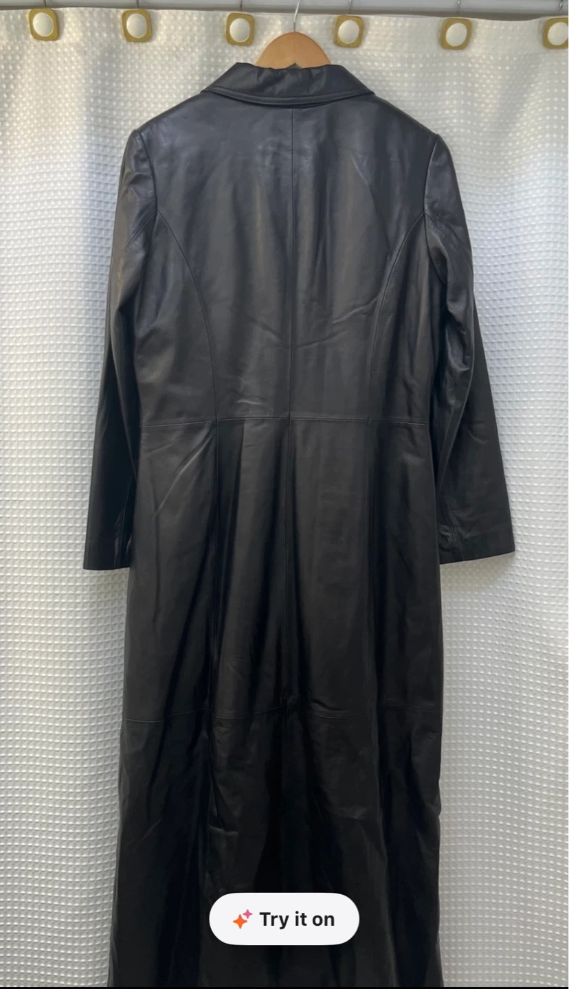 Danier Leather Trench Coat - photo 3