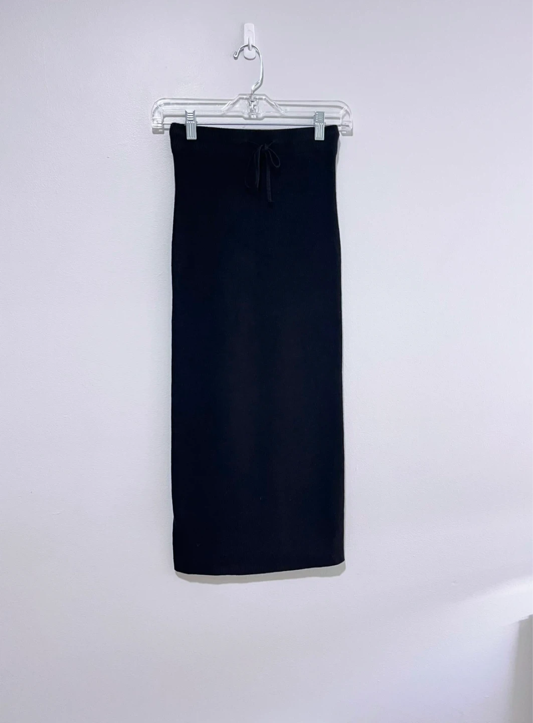 Forever 21 Black Ribbed Midi Skirt XS
