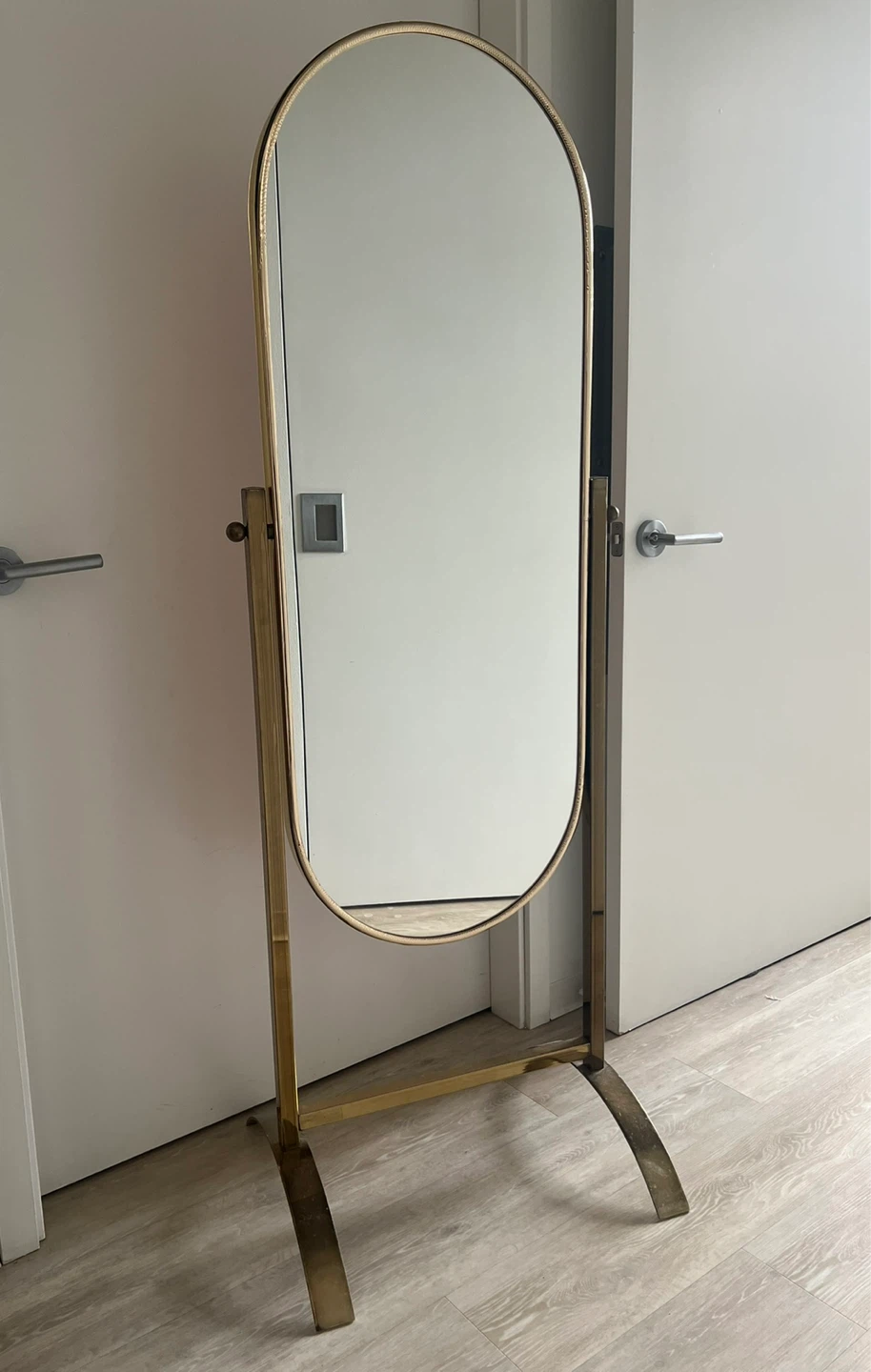 Gold Oval Standing Mirror