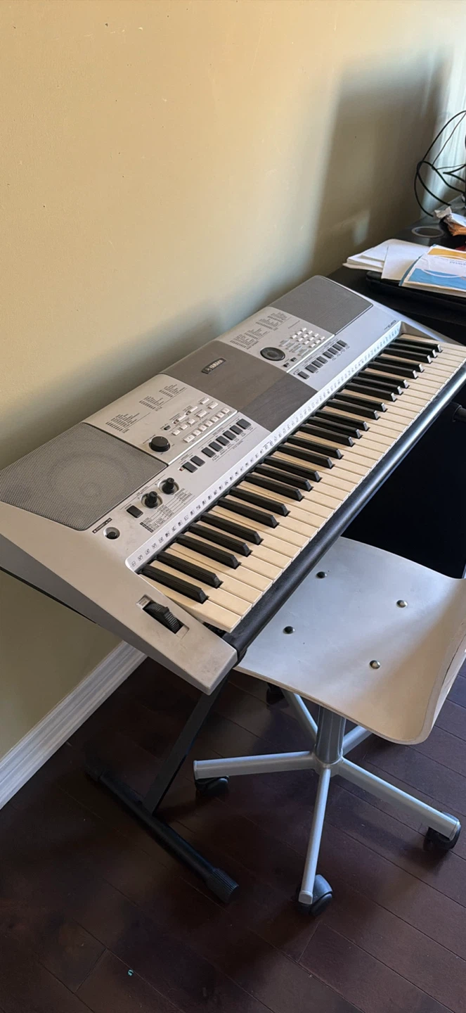 Yamaha Keyboard