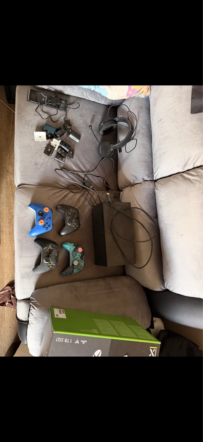 Xbox Series X Console with 4 Controllers, Headset, and Storage - photo 5