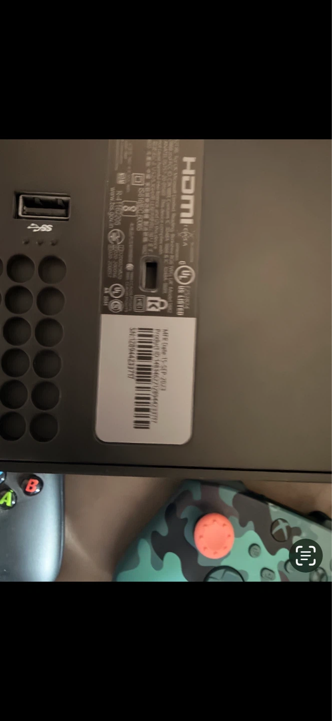 Xbox Series X Console with 4 Controllers, Headset, and Storage - photo 4