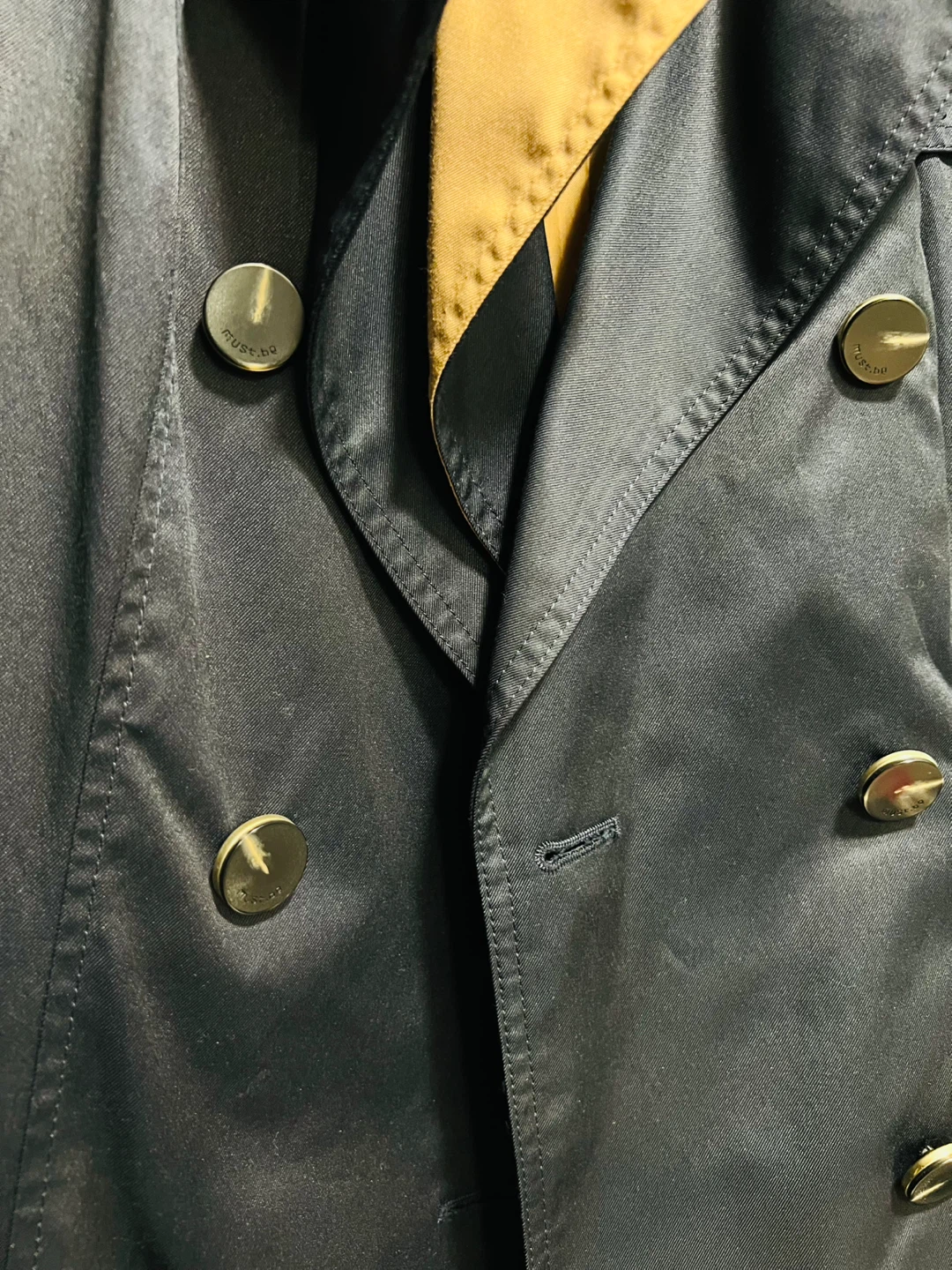 Premium Two-Tone Trench Coat from South Korea - photo 4