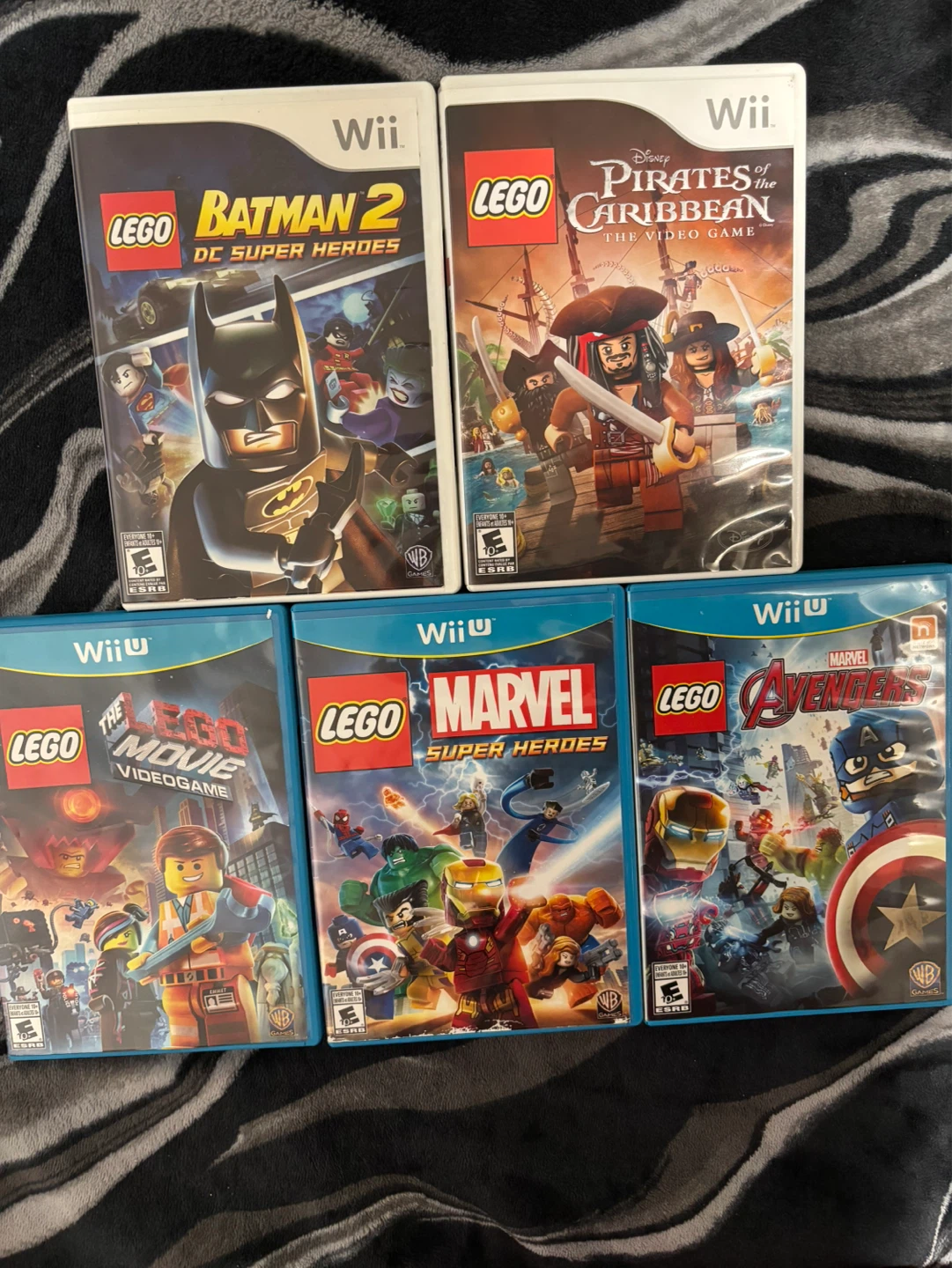 LEGO VIDEO GAME WII & WII U BUNDLE
