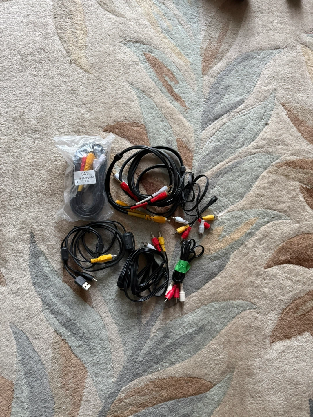 Composite RCA Audio Video Cable AV Red White Yellow - photo 3