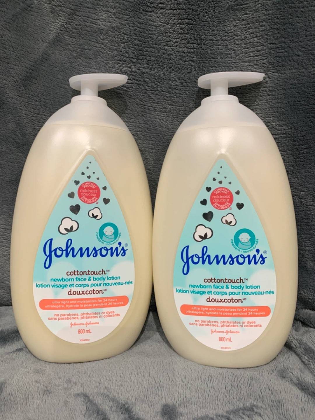 Johnson's Cottontouch Newborn Face & Body Lotion - 2 x 800 mL
