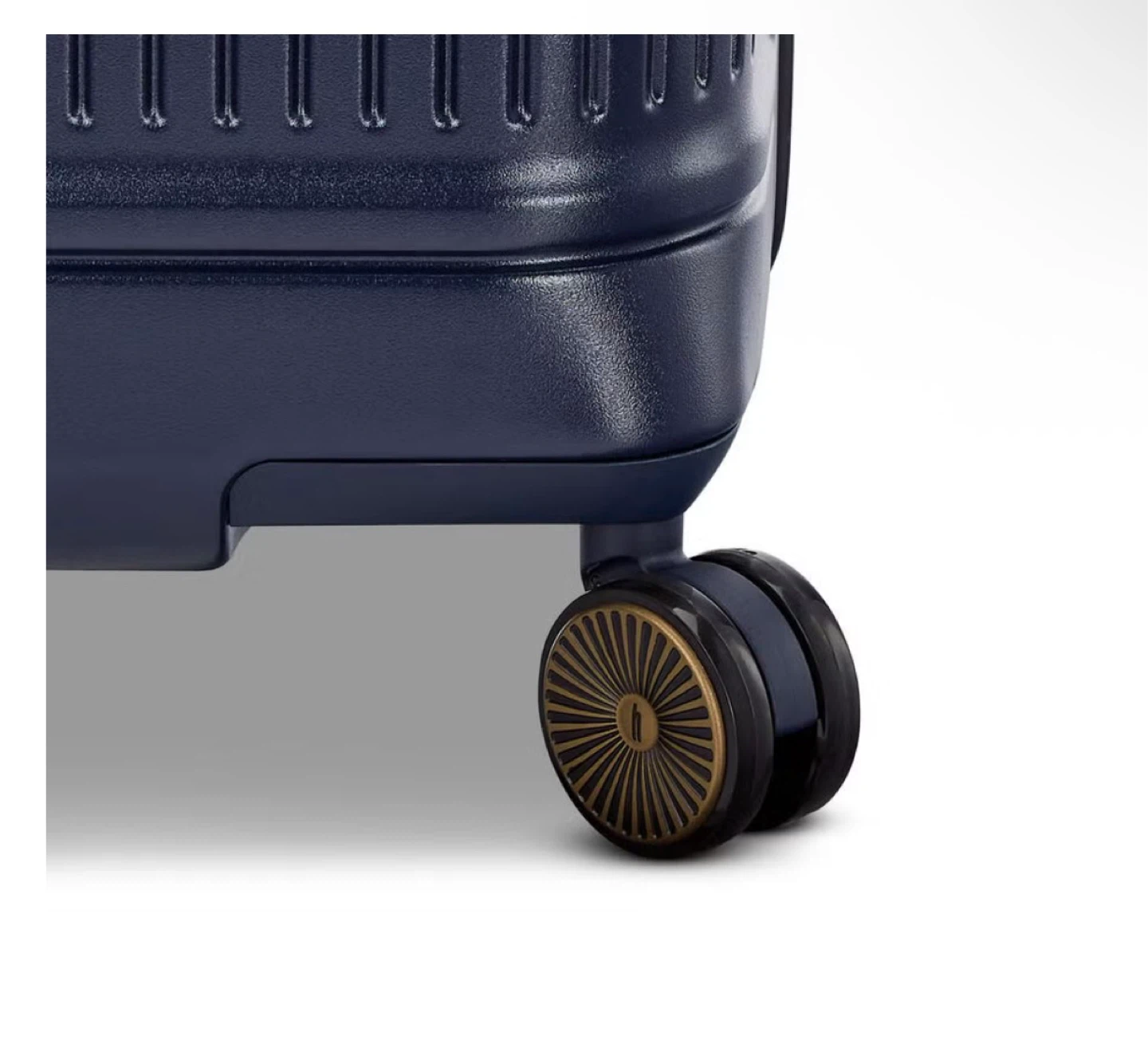 Hartmann Luggage - Brand New! - photo 2