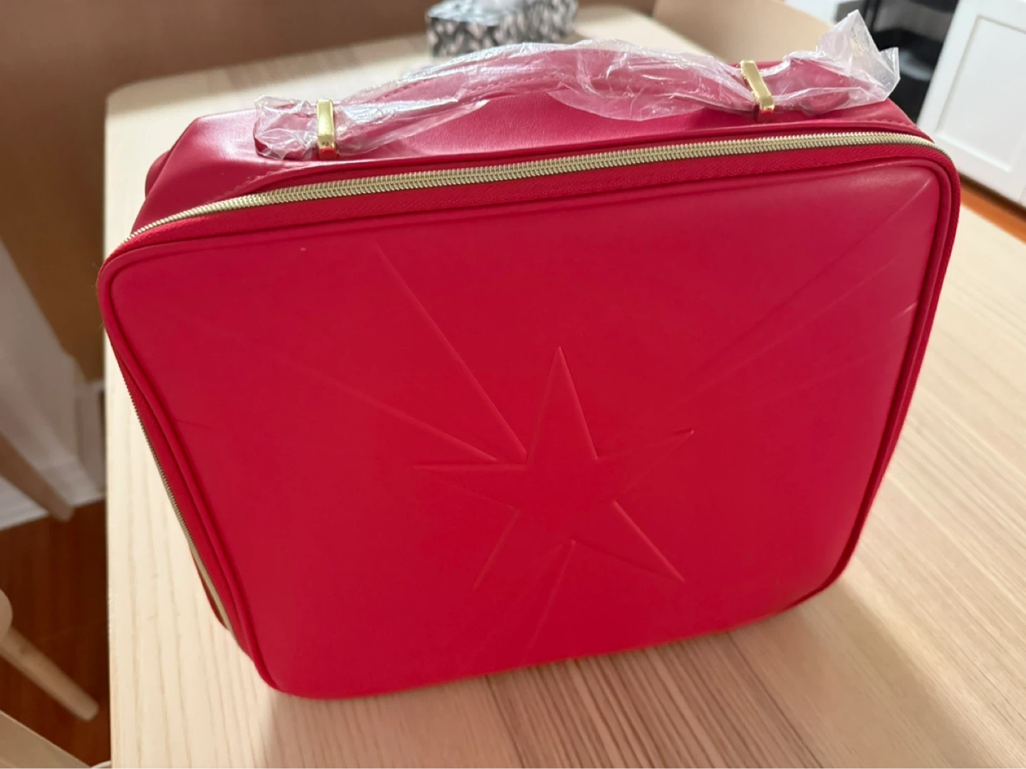 Red Makeup Bag with Star Design (lancome) - photo 3