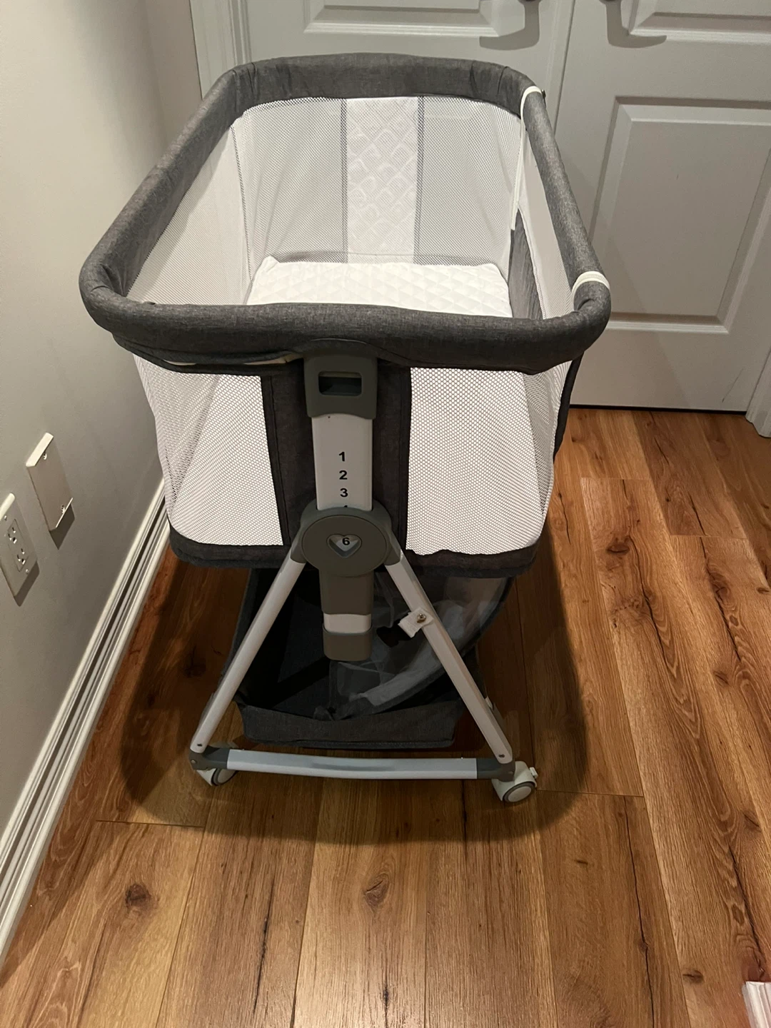 Baby Bassinet with Mattress - photo 2