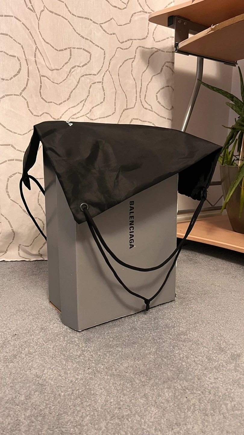 Balenciaga runners - photo 3