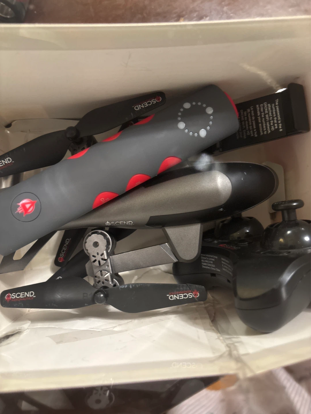 Ascend Aeronautics AR-800 Drone with 2.4GHz Wireless Controller - photo 2