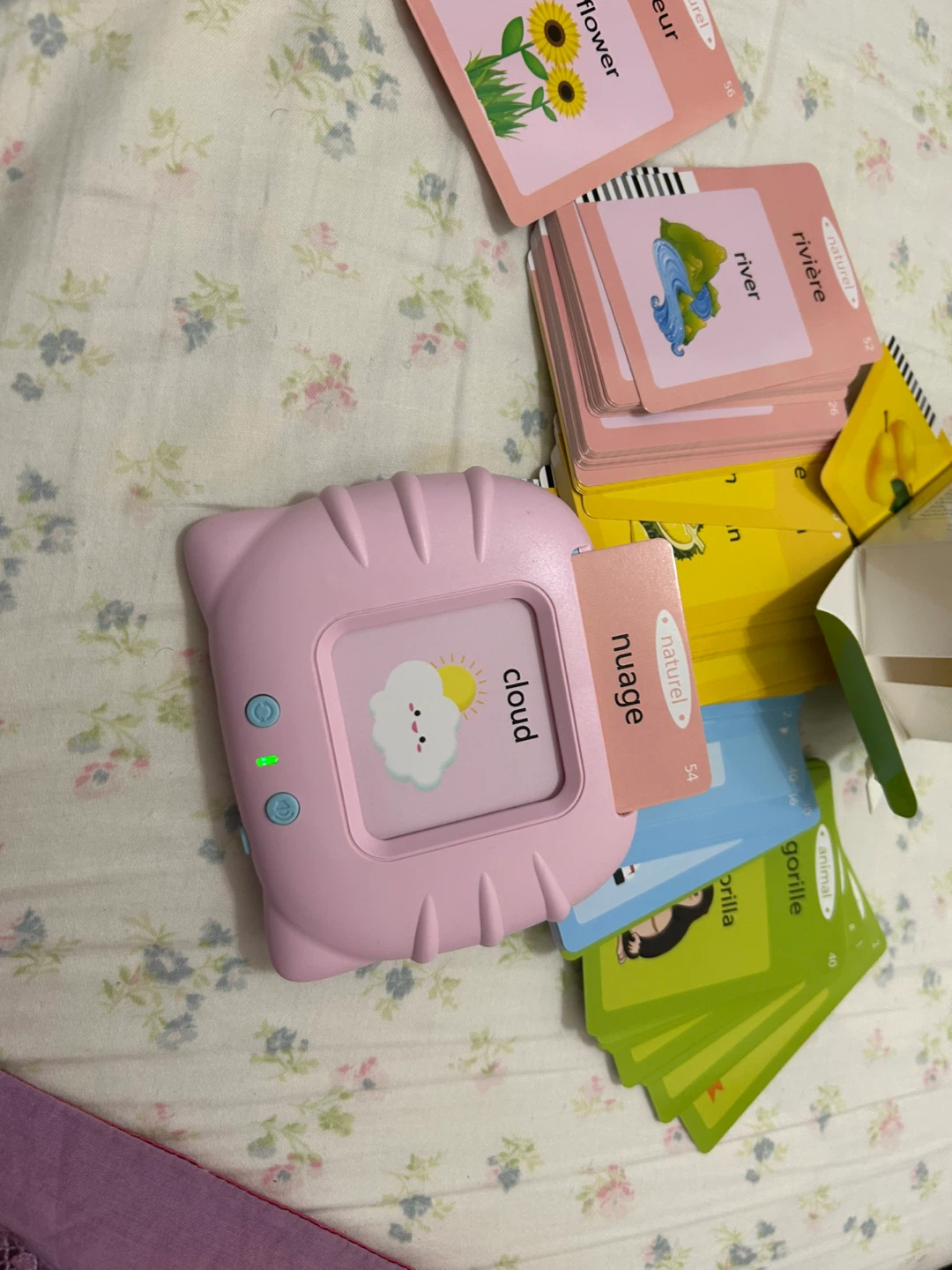 New- Small Taking English/French Learning Device with Flashcards - photo 4