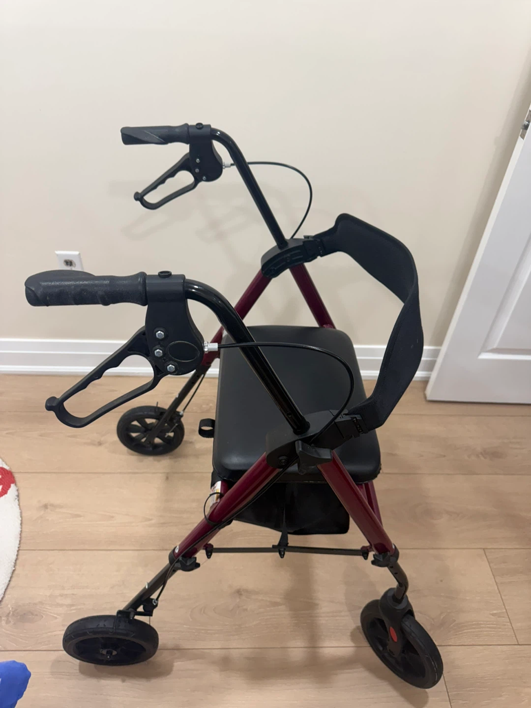 In brand new condition HOMLAND Rollator Walker with Seat and Bag - photo 2