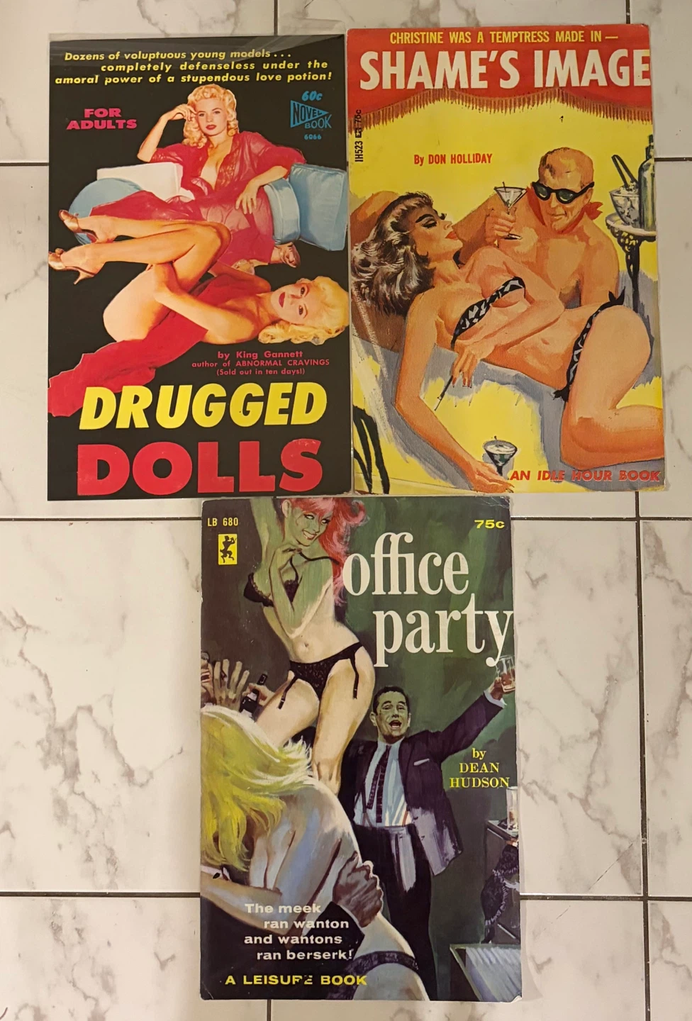 Vintage Pin-Up Art Prints Collection - photo 5