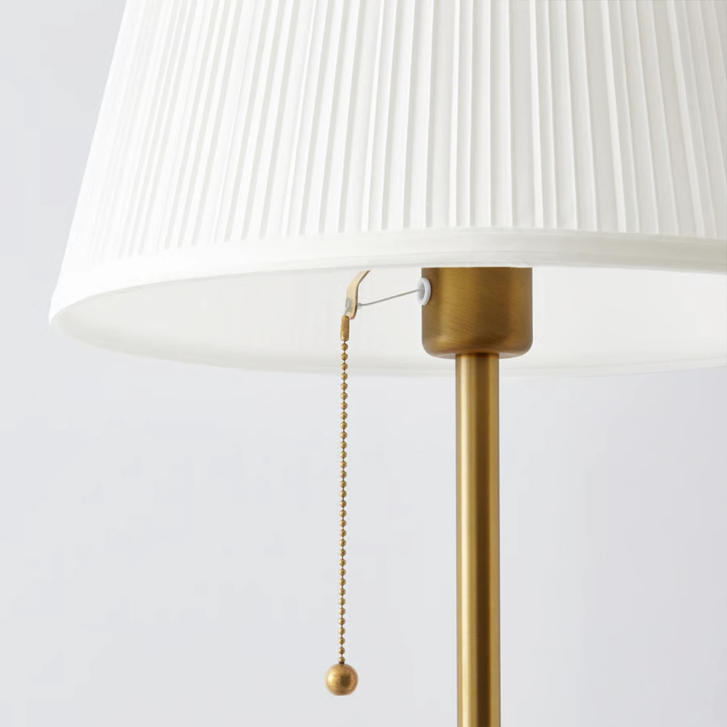 Brass/White Floor Lamp - photo 2