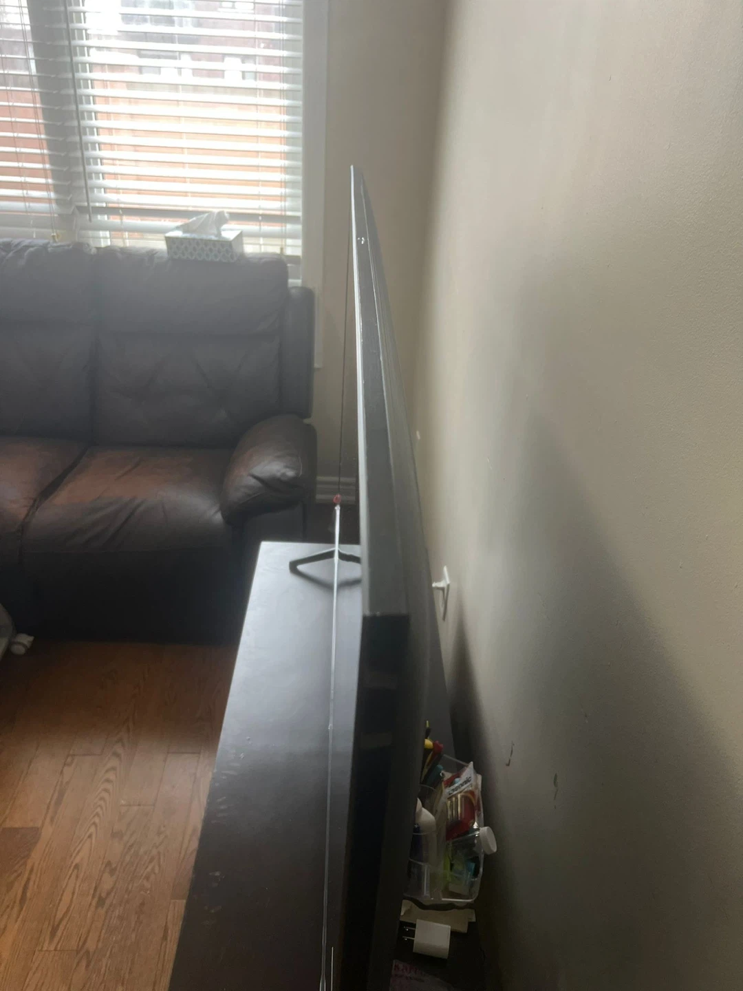 Samsung 58" Crystal UHD TU690T Smart TV - photo 2