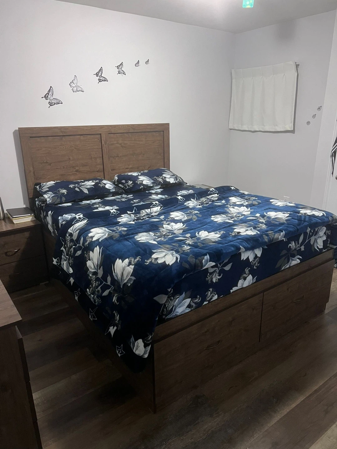 Wooden Queen Bed Frame with Storage Drawers