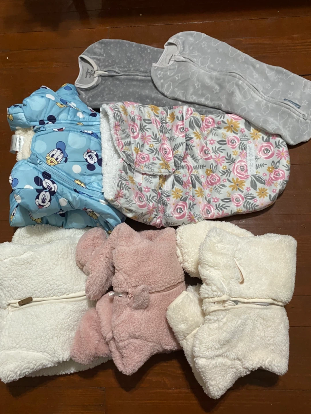 +50 pieces Baby Girl Clothes Bundle - photo 3