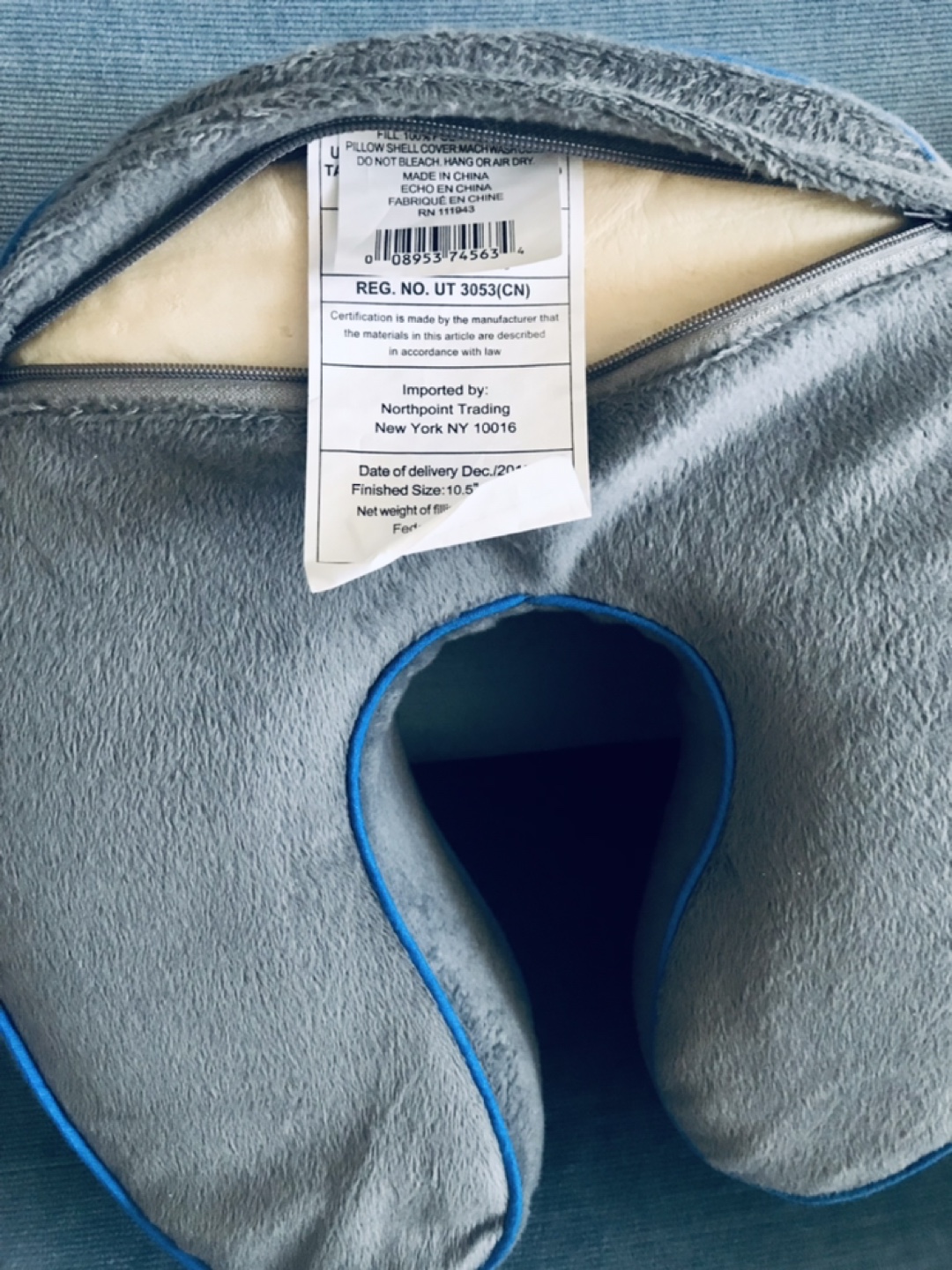 Travel Pillow/Neck Rest *Memory Foam* with zip cover - photo 3