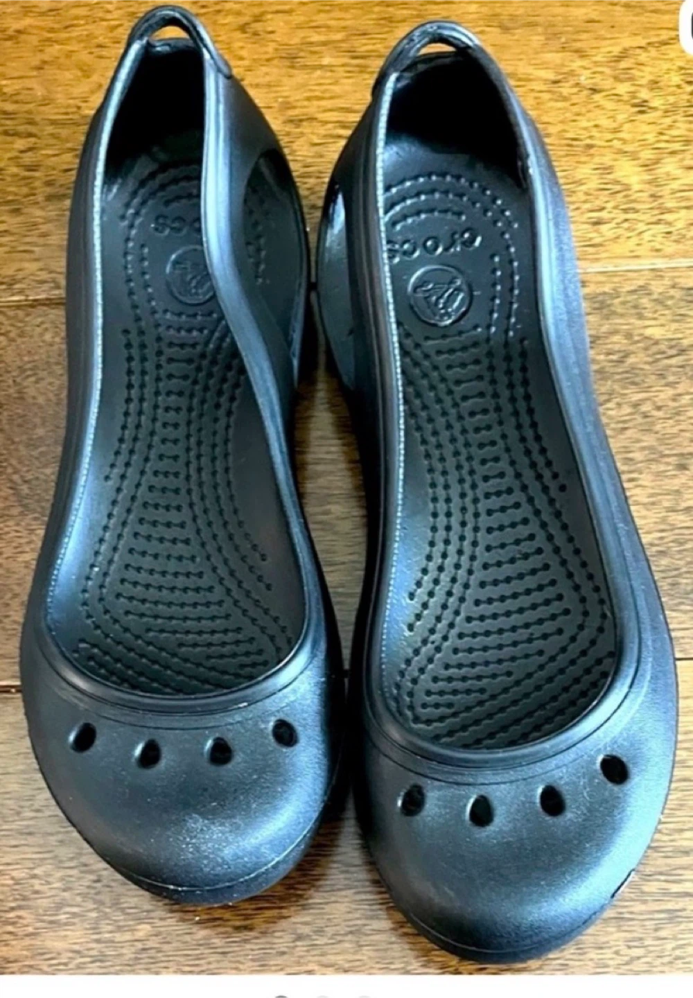 Black Crocs Women's Ballet Flats size 6 - photo 2