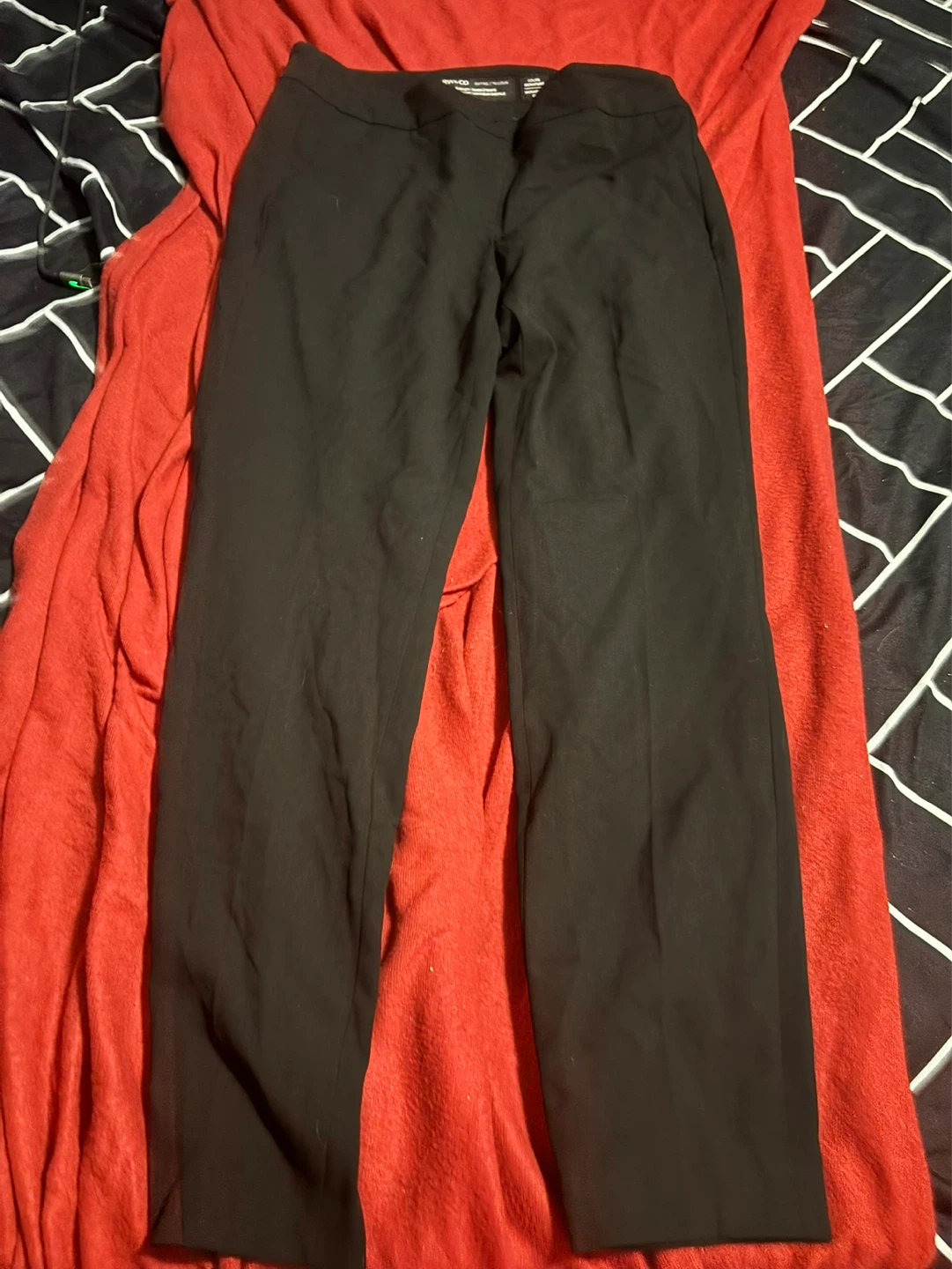 RW&CO. Black Slim Leg Ankle Length Pants Size 8
