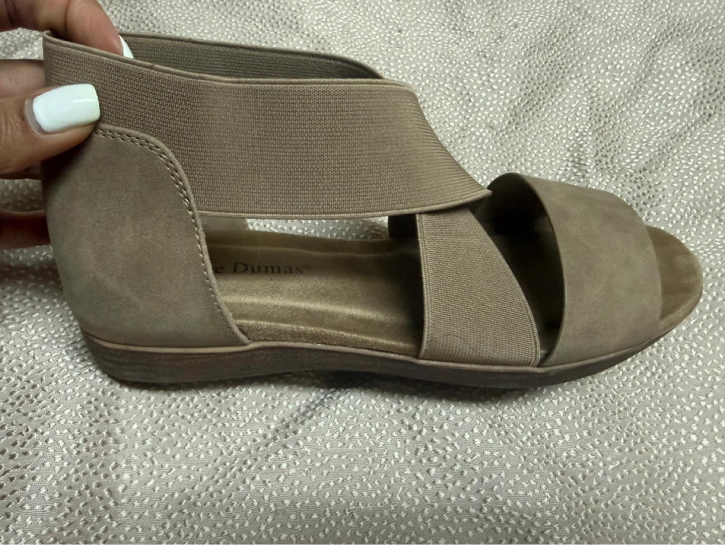 Brand New Pierre Dumas Taupe Elastic Strap Wedge Sandals Size 8 - photo 3