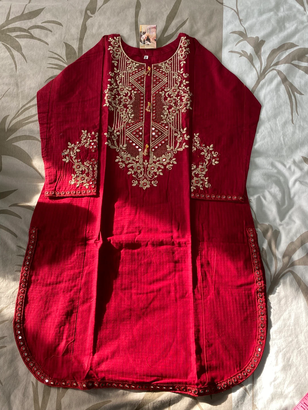 Embroidered khaddar fabric Kurti with gharara - photo 3