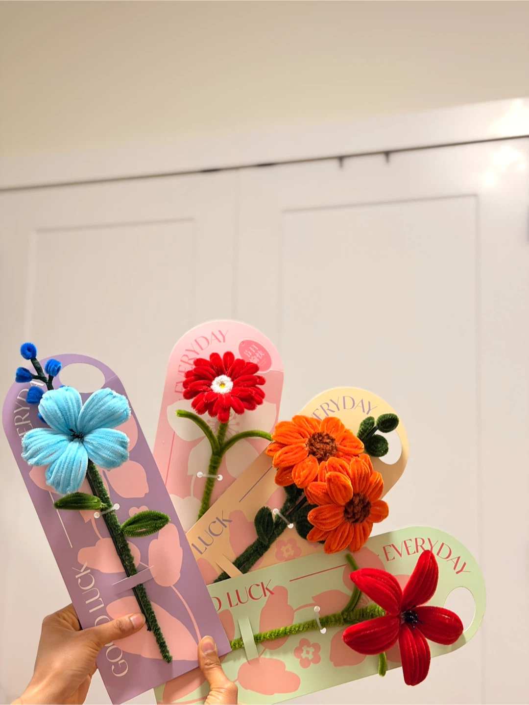 Pipe cleaner flowers - photo 5
