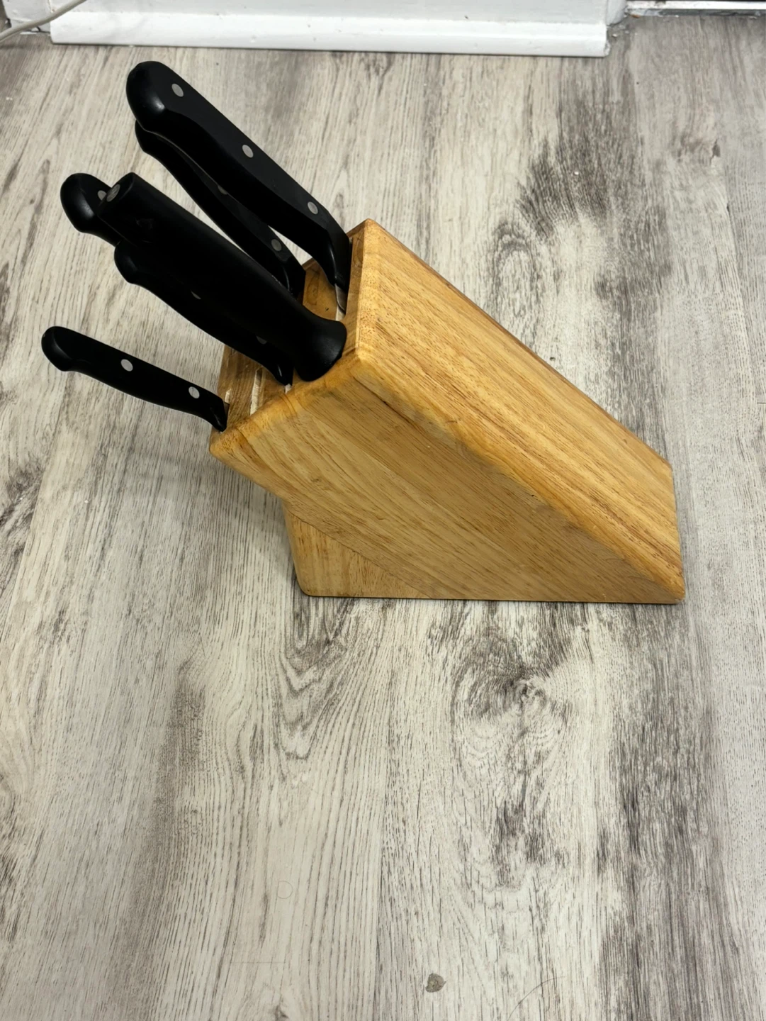 Wusthof Knife Block Set (See Description) $50 OBO - photo 2