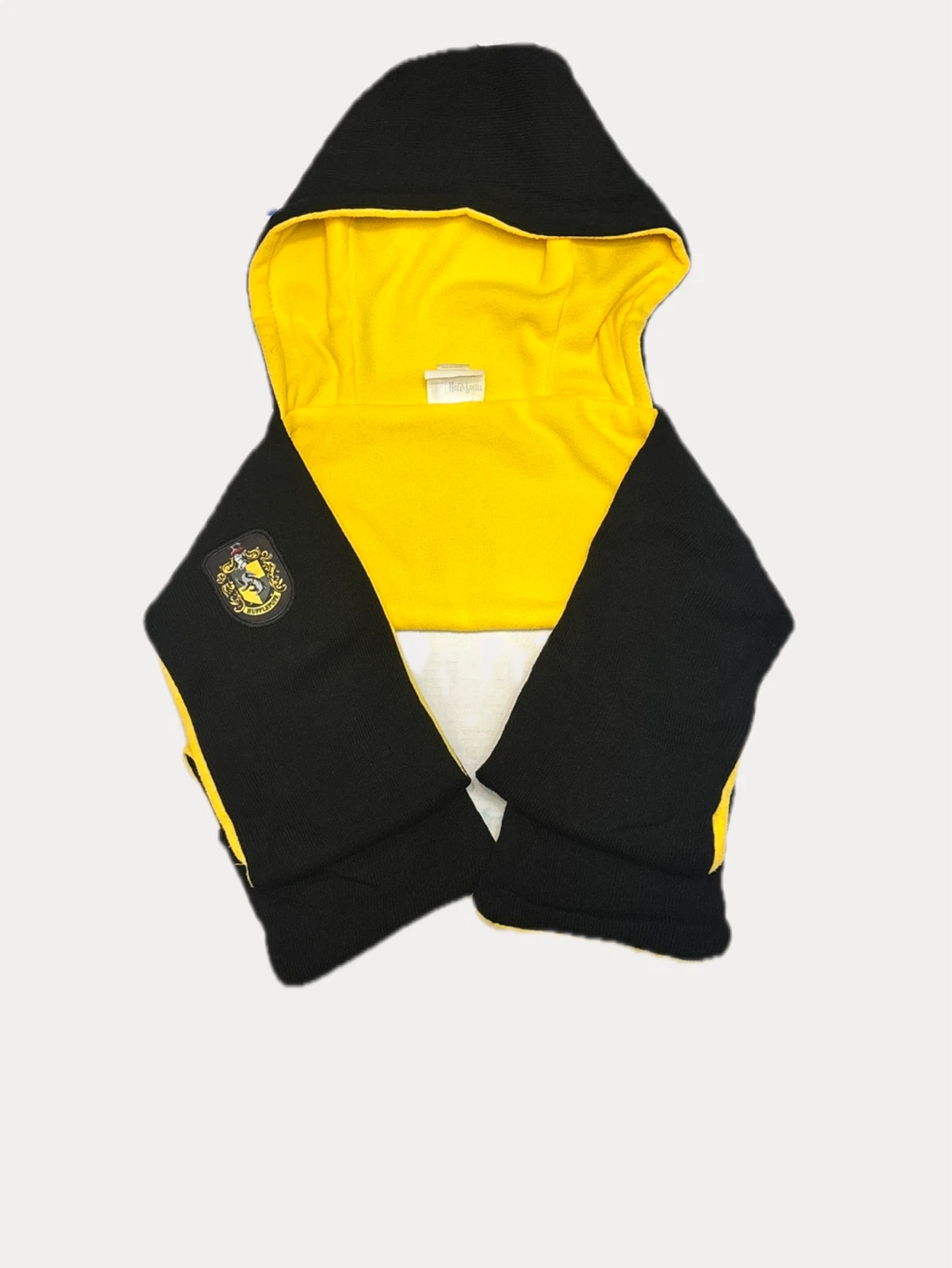 NWT Harry Potter Hufflepuff Hooded Scarf with Pockets - photo 2